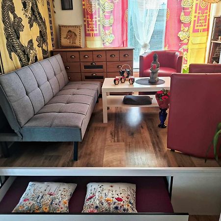 فيلا House Of Relax Recany nad Labem المظهر الخارجي الصورة