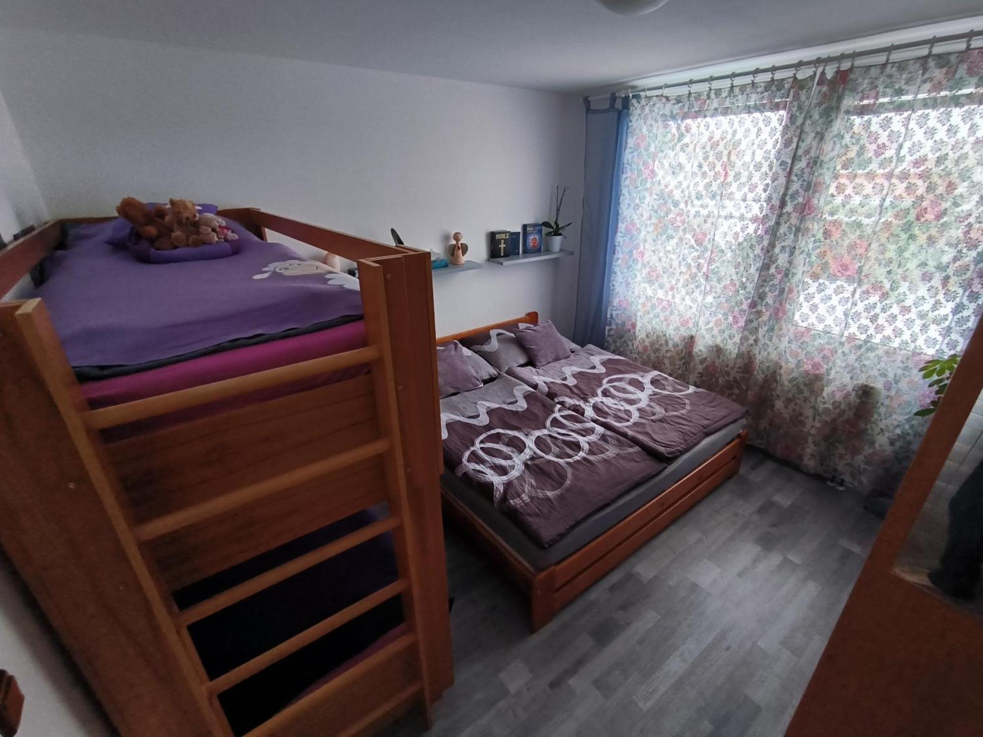 فيلا House Of Relax Recany nad Labem المظهر الخارجي الصورة