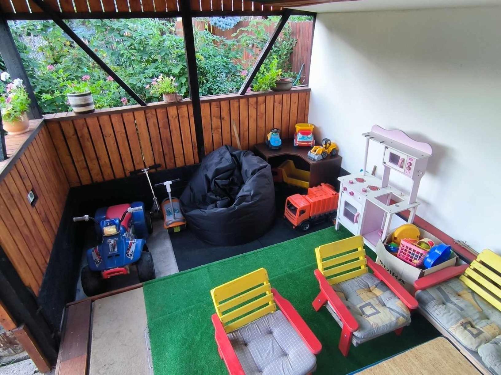 فيلا House Of Relax Recany nad Labem المظهر الخارجي الصورة